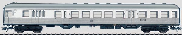 BDnf-738,Maßstab 1:43,5 ,Bj.1963,schwarzer Rahmen,mit Innenbel.u.Schlußlicht,m.Decoder